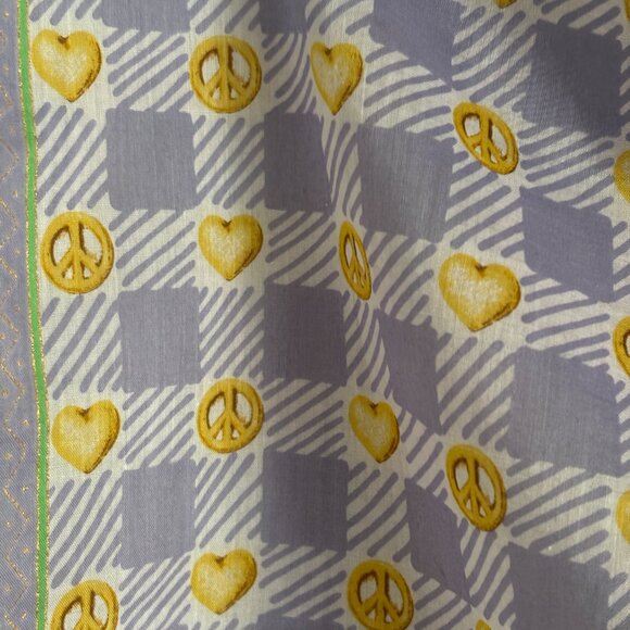 Vintage Moschino Peace + Hearts Scarf - Picture 5 of 9